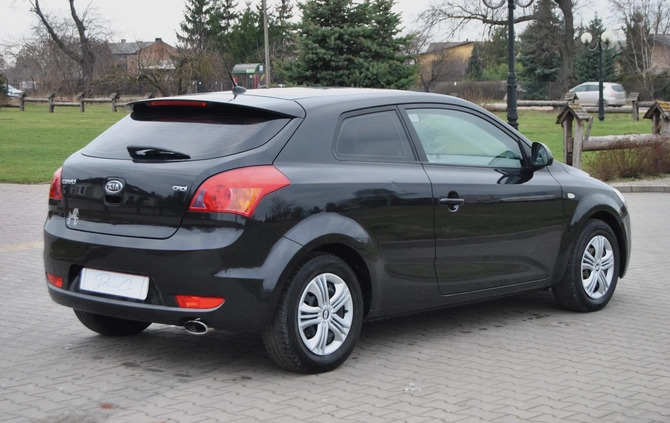 Kia Pro_cee'd cena 12900 przebieg: 213000, rok produkcji 2008 z Chojnice małe 172